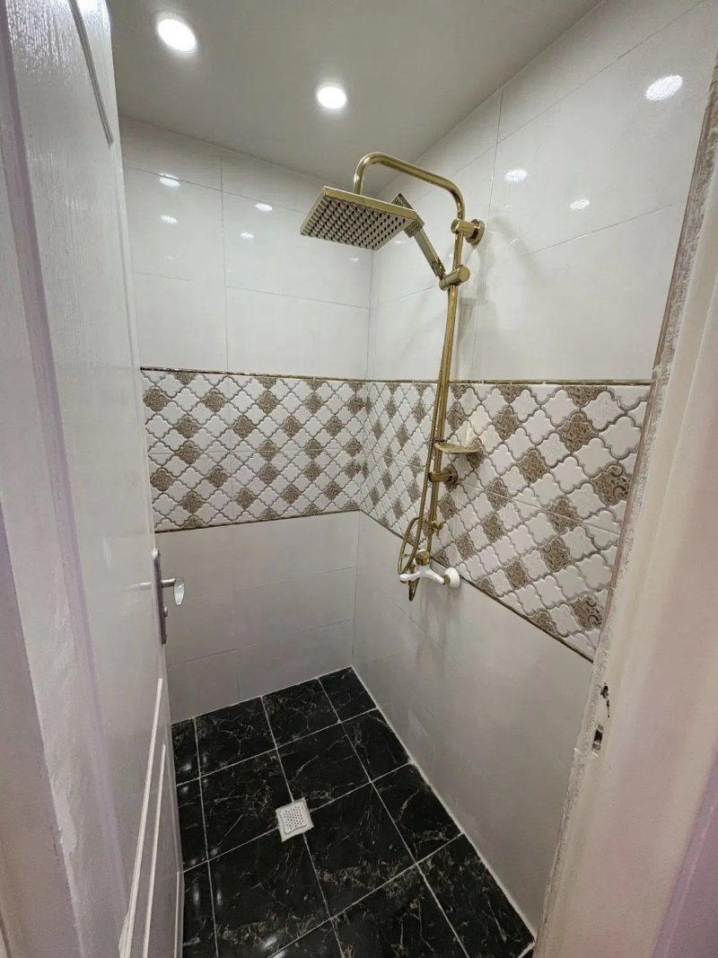آپارتمان 94 متری دو خوابه در فاز 6 پرند14569638902