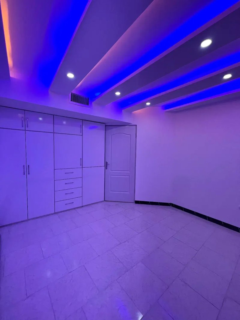 آپارتمان 100 متری دو خوابه در فاز 6 پرند14569838909