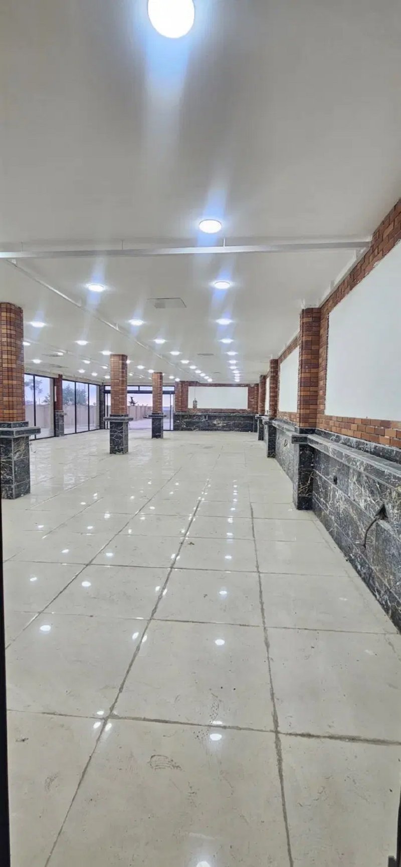 تجاری 3000 متری دو خوابه در هچیرود چالوس14572338953