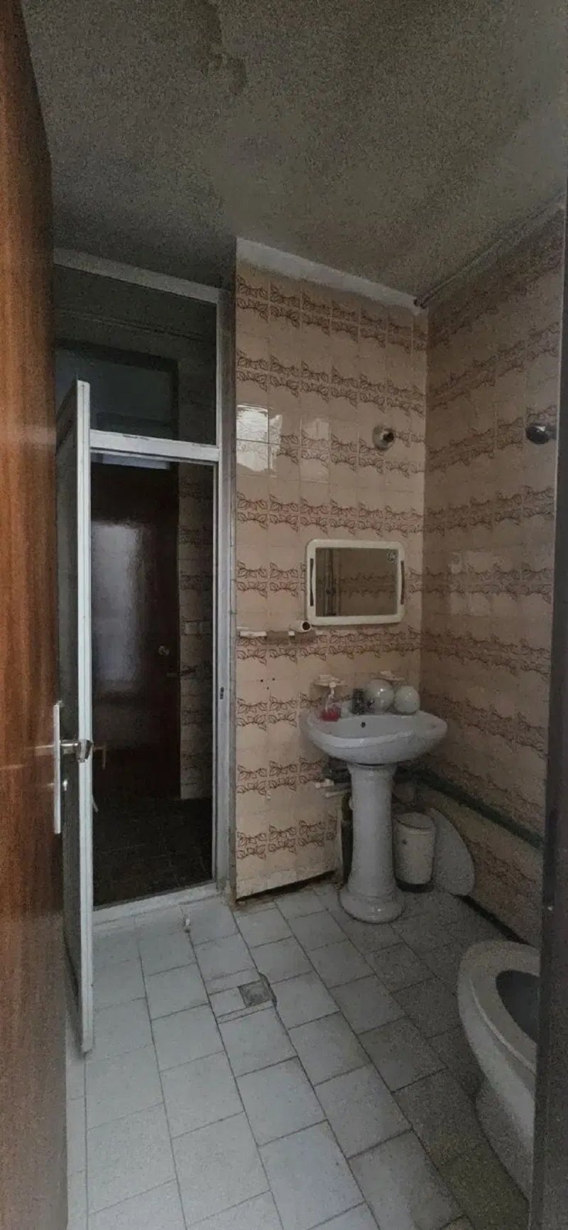 اداری 100 متری یک خوابه در چالوس14572438958