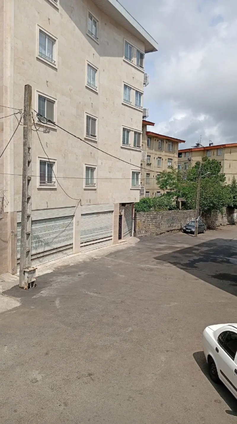 تجاری 25 متری در میدان یخسازی رشت14573939006
