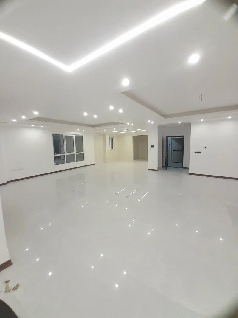 آپارتمان 220 متری سه خوابه در بلوار معلم ساری