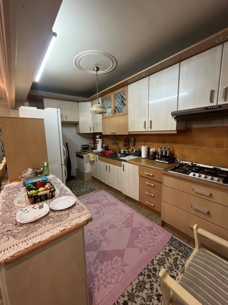 آپارتمان 80 متری دو خوابه در بلوار همیلا تهران14576539071