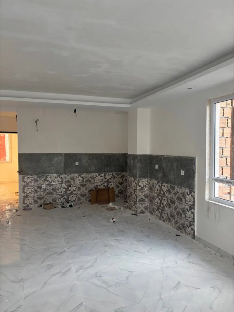 آپارتمان 100 متری دو خوابه در باهنر رشت14577539096