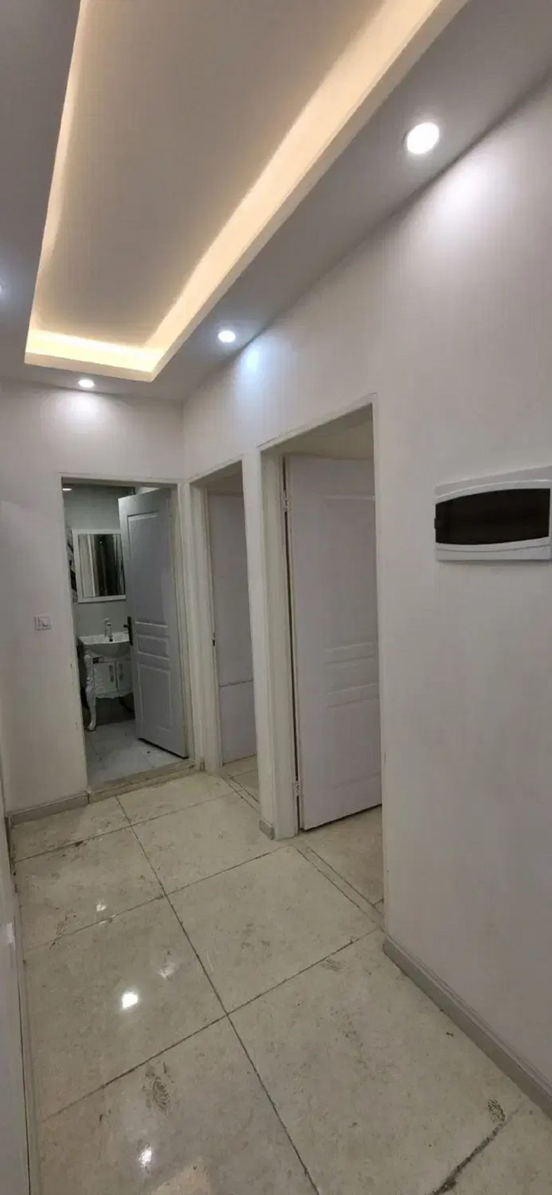 آپارتمان 201 متری سه خوابه در معلم رشت14585539282
