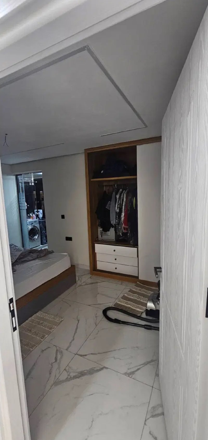 آپارتمان 143 متری سه خوابه در سعادت آباد تهران14587839332