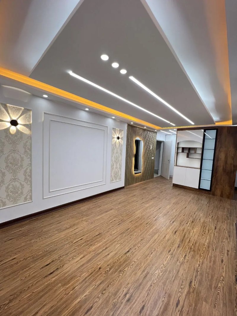 آپارتمان 103 متری دو خوابه در فاز 6 پرند14588639361