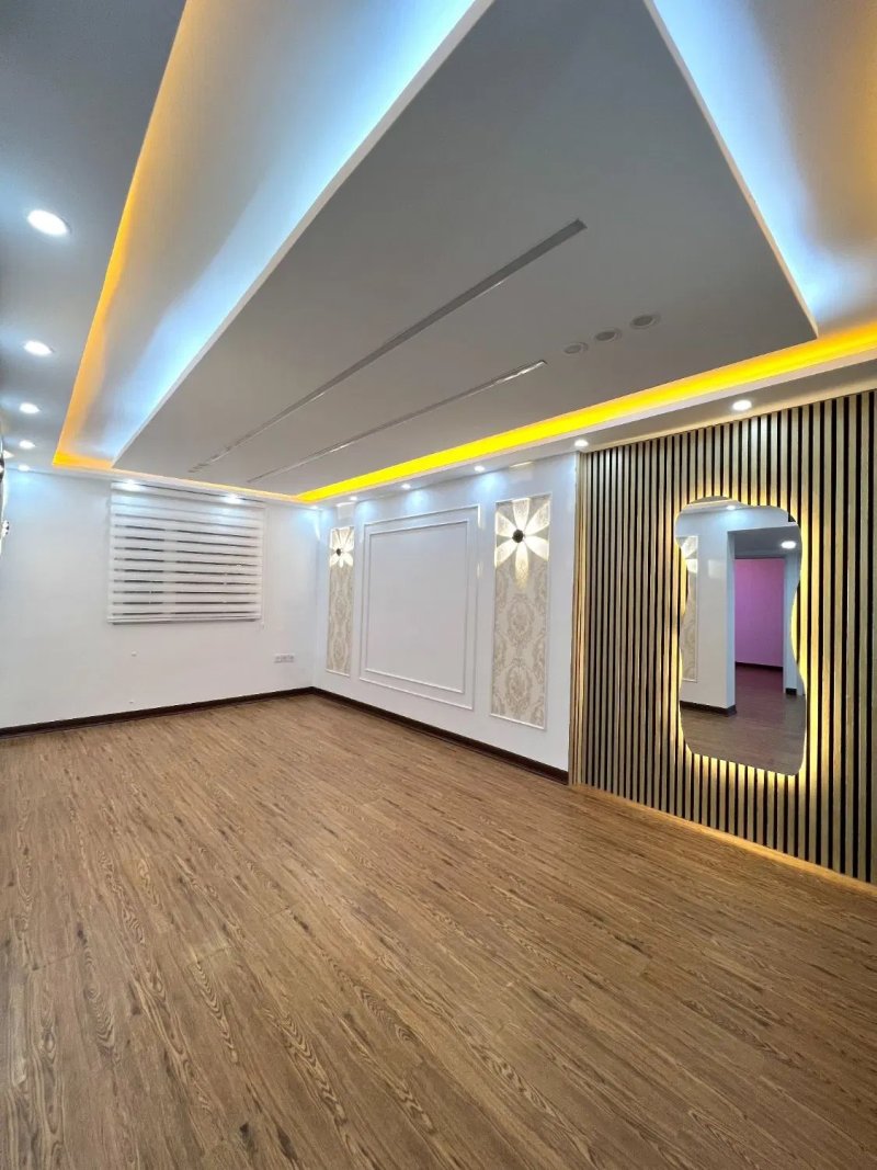 آپارتمان 103 متری دو خوابه در فاز 6 پرند14588639362