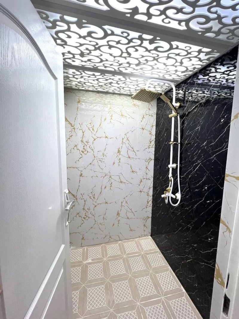 آپارتمان 101 متری دو خوابه در فاز 6 پرند14588839373