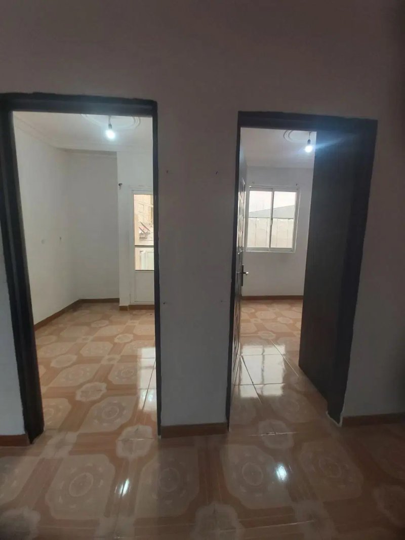 آپارتمان 90 متری دو خوابه در حمیدیان رشت14592839467