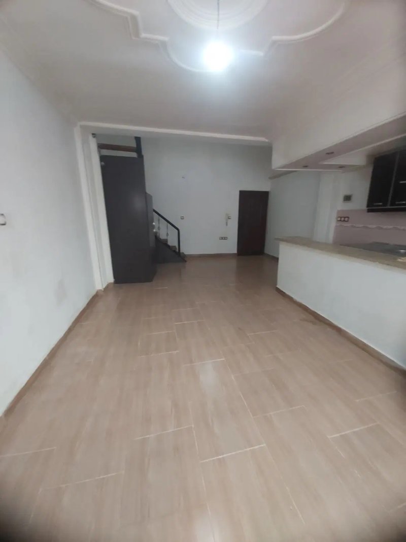 خانه 70 متری یک خوابه در حمیدیان رشت14593339475