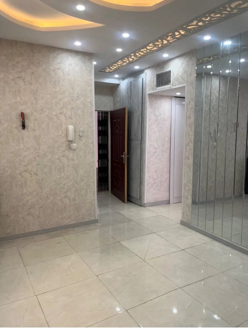 آپارتمان 86 متری دو خوابه در فاز 6 پرند14594939514