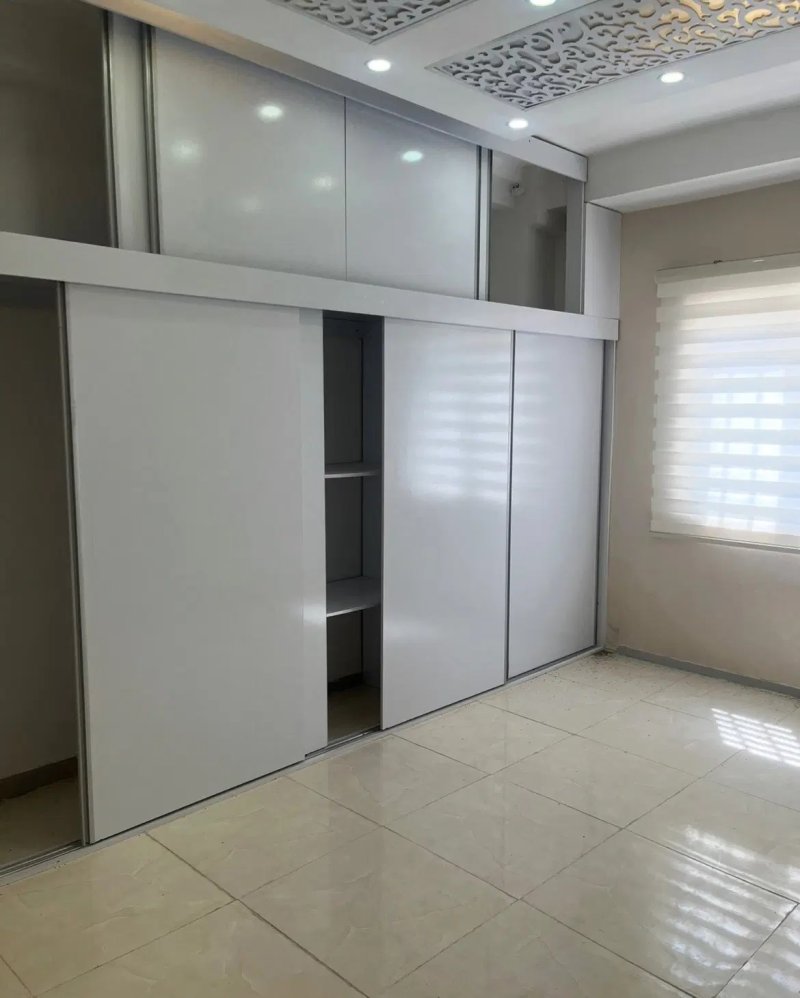 آپارتمان 86 متری دو خوابه در فاز 6 پرند14594939515