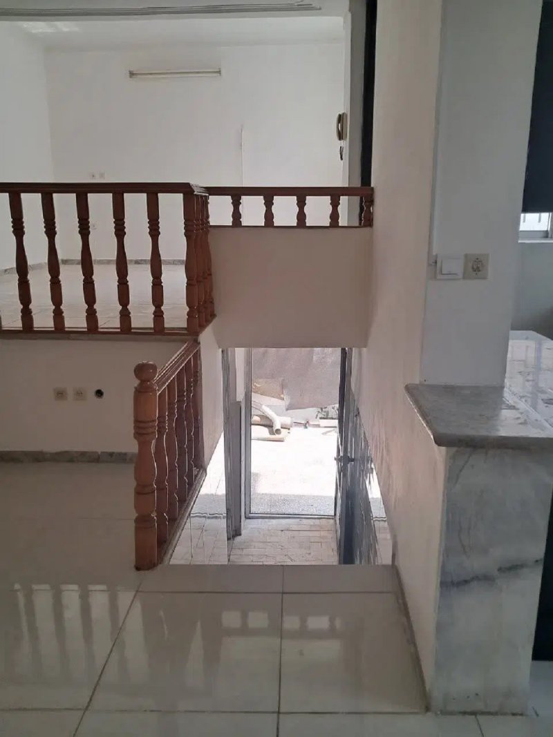 آپارتمان 115 متری دو خوابه در میدان خزر ساری14599839631