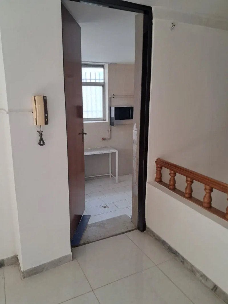 آپارتمان 115 متری دو خوابه در میدان خزر ساری14599839633