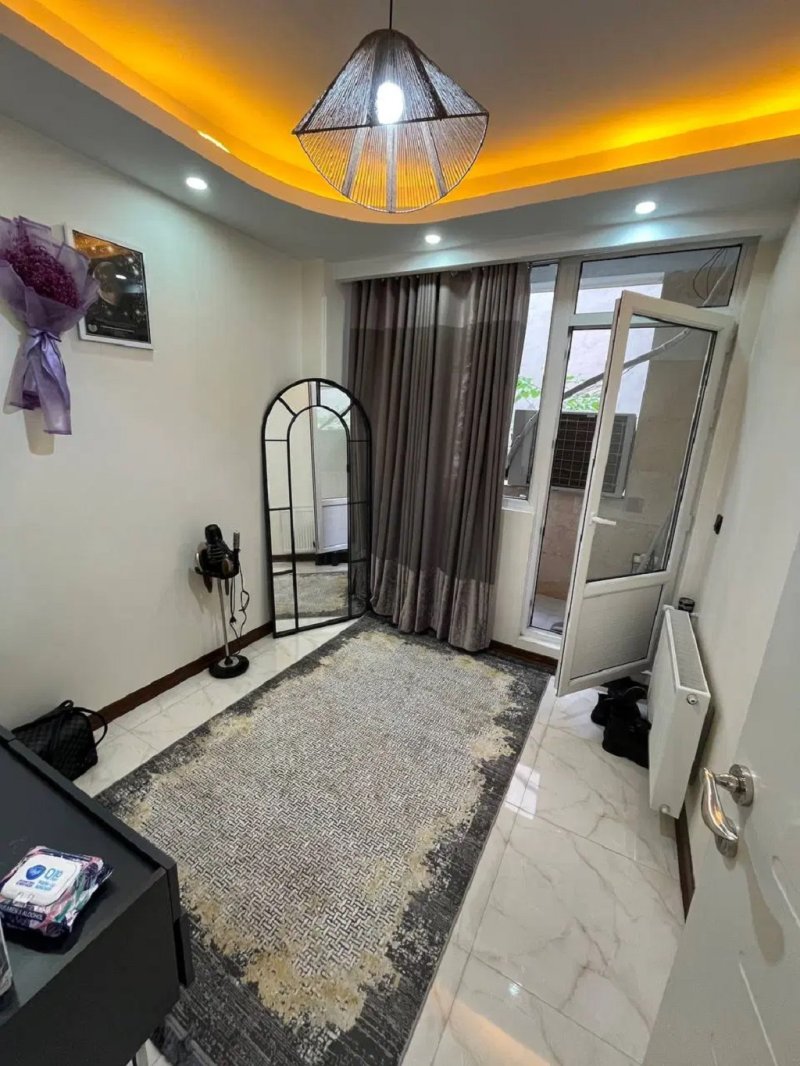 آپارتمان 72 متری دو خوابه در طرشت تهران14656839907