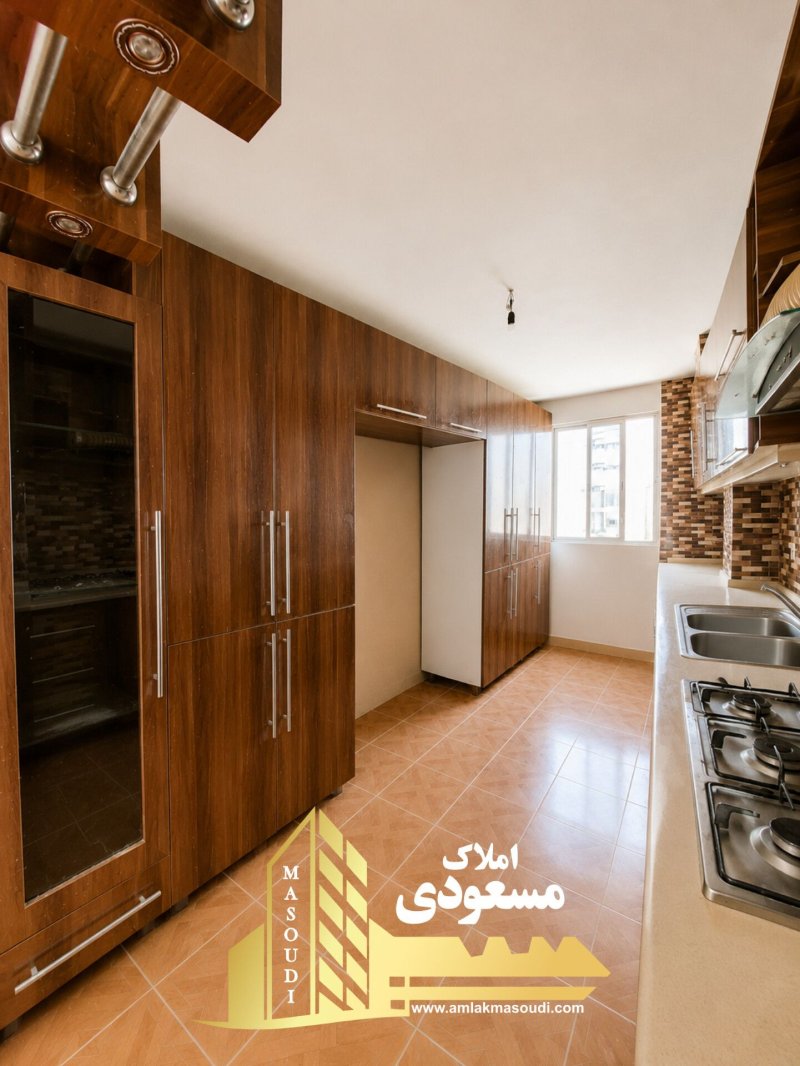آپارتمان 85 متری دو خوابه در خیابان ولیعصر شهریار14691840172