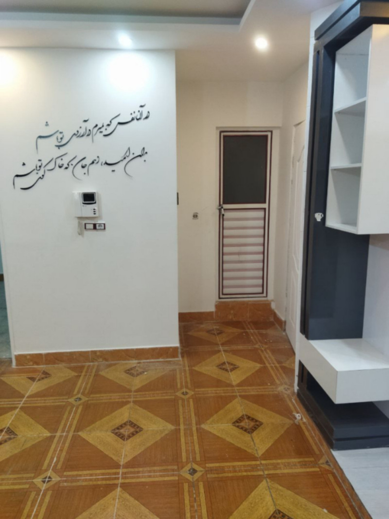 آپارتمان 74 متری یک خوابه در خیابان سعدی ملایر1264364018