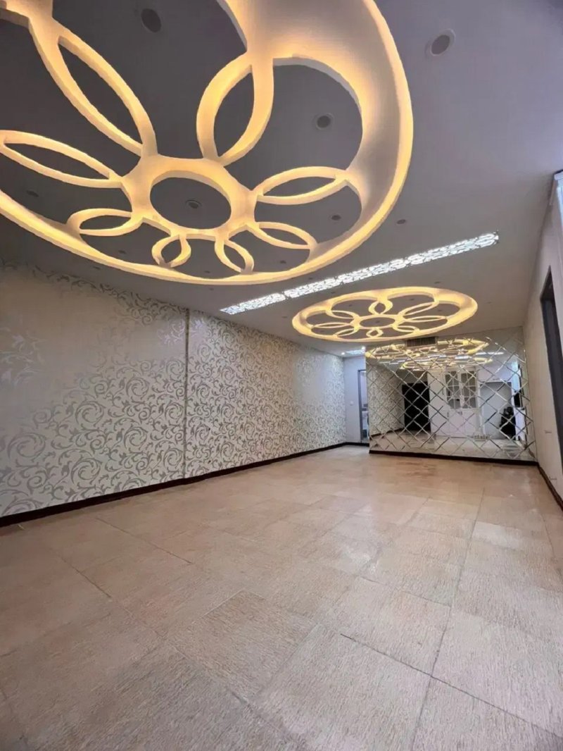 آپارتمان 98 متری دو خوابه در فاز 6 پرند14695840228
