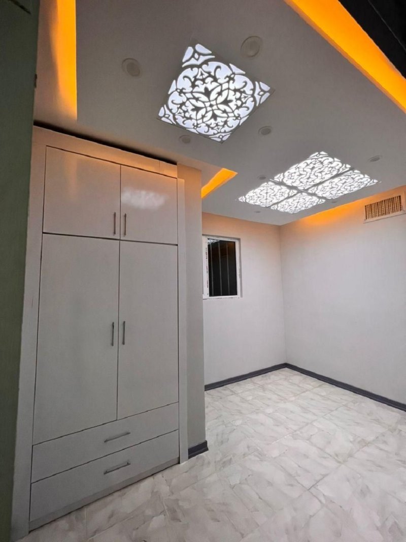 آپارتمان 98 متری دو خوابه در فاز 2 پرند14696440248
