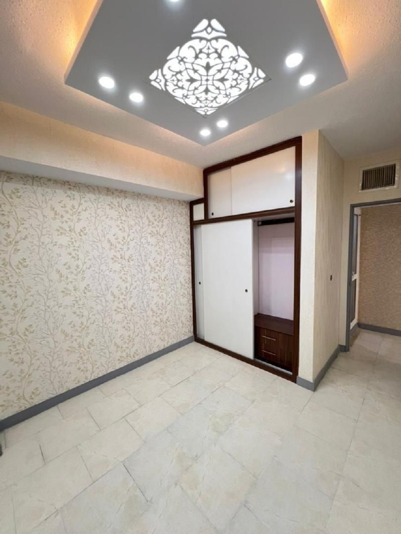 آپارتمان 104 متری دو خوابه در فاز 2 پرند14696740256
