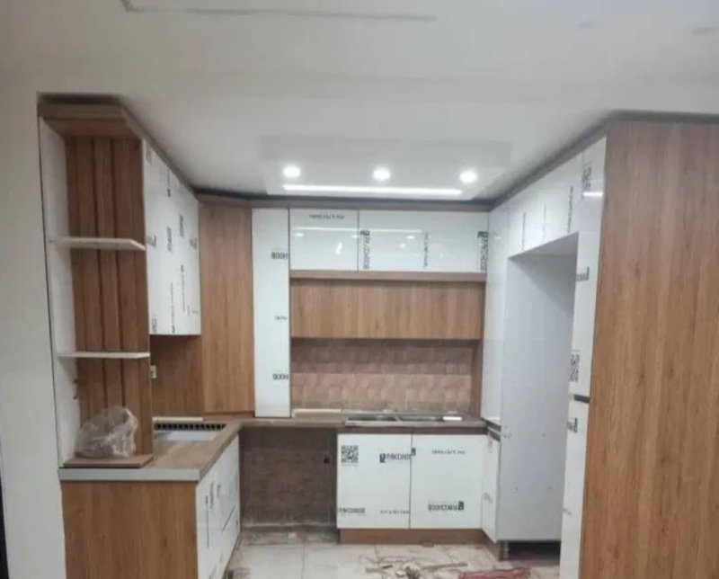 آپارتمان 83 متری دو خوابه در فاز 6 پرند14700440273