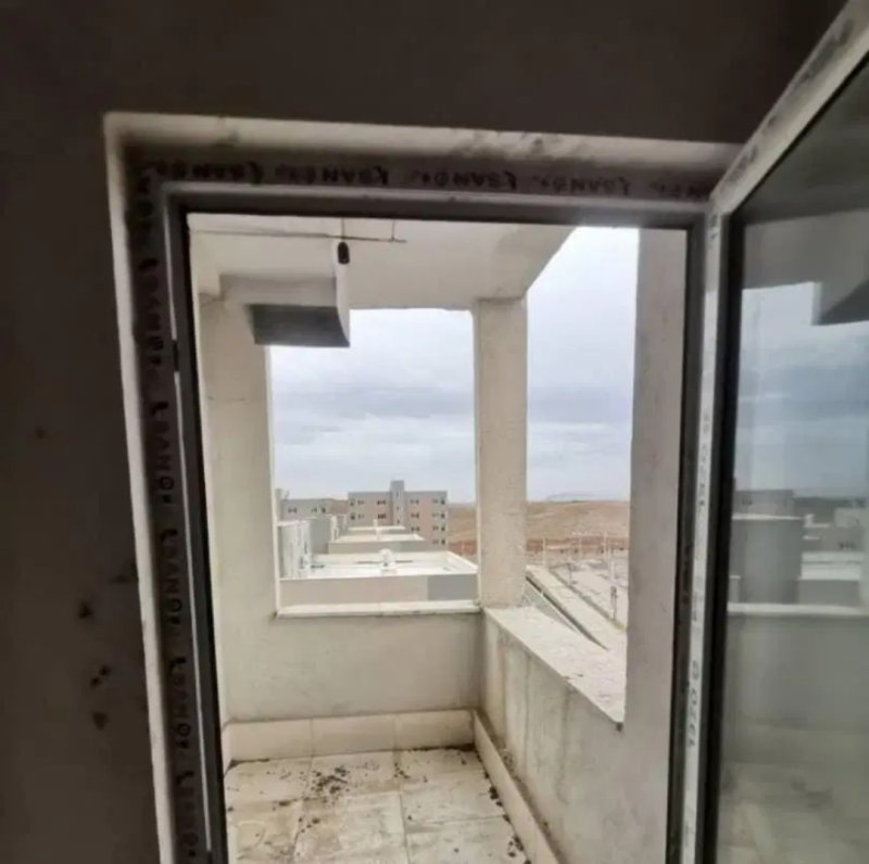 آپارتمان 83 متری دو خوابه در فاز 6 پرند14700840286