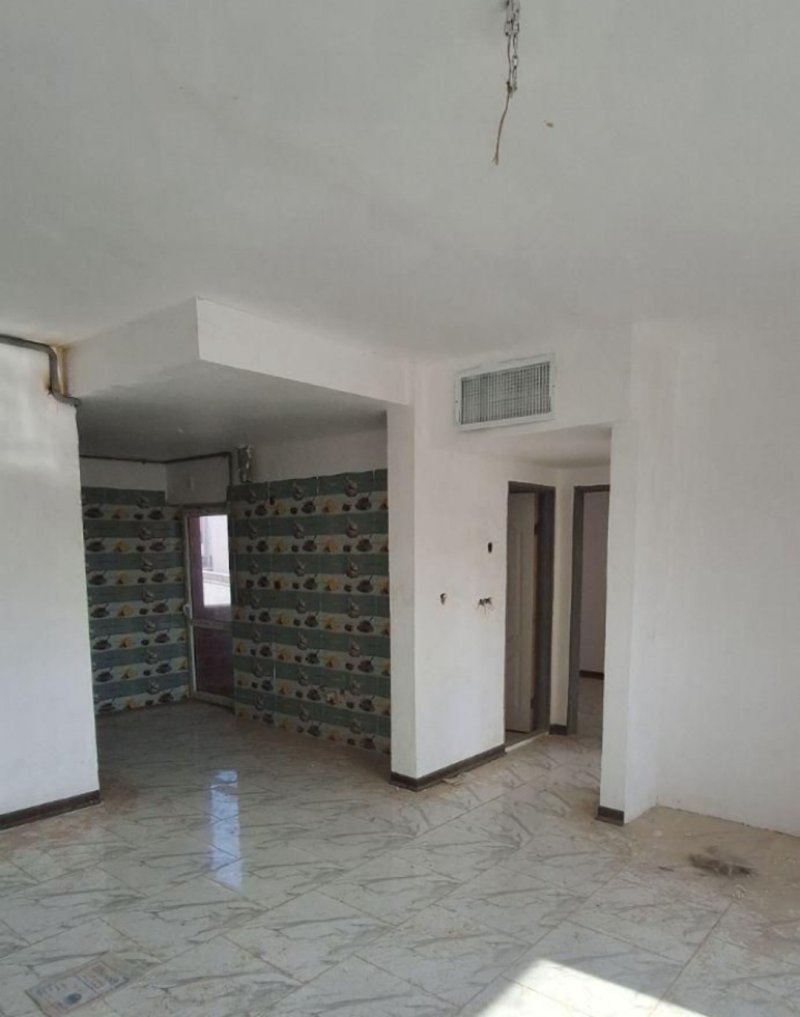 آپارتمان 74 متری دو خوابه در فاز 6 پرند14700940288
