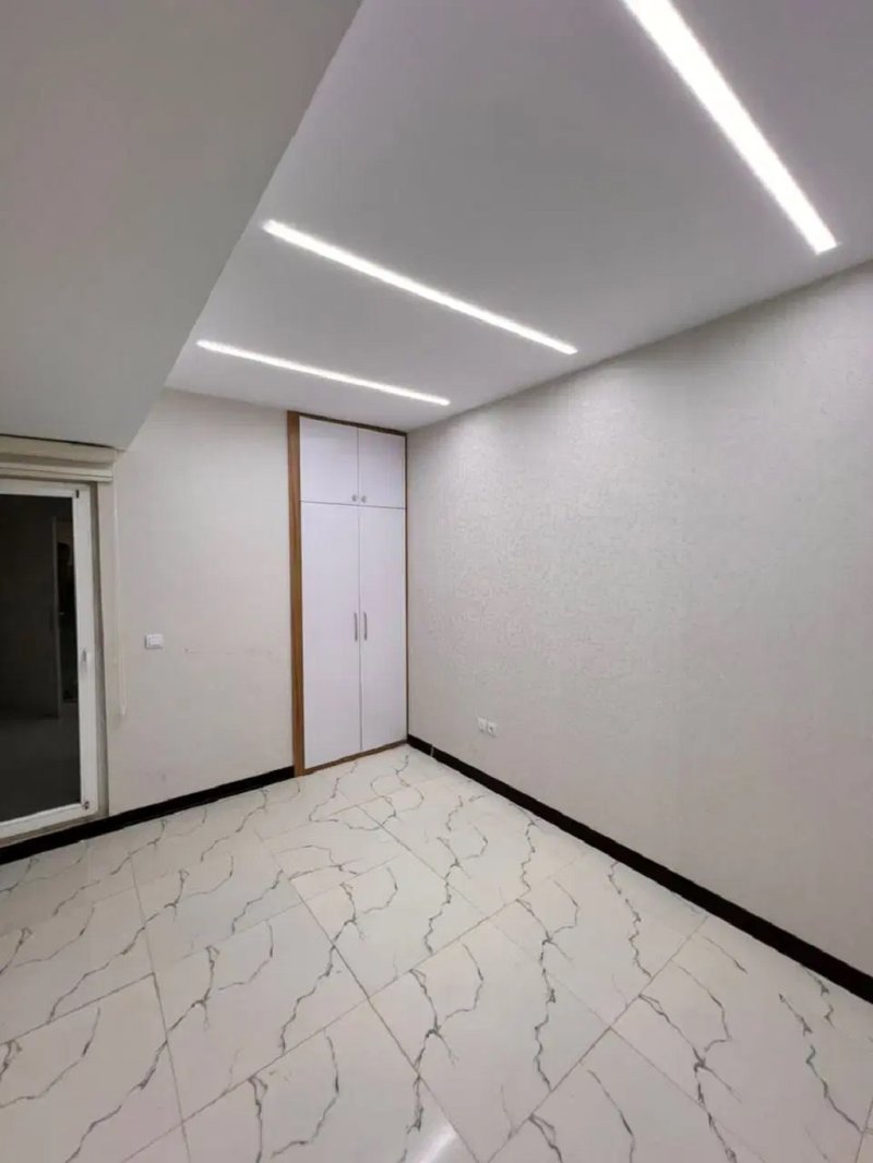 آپارتمان 90 متری دو خوابه در فاز 2 پرند14702940318