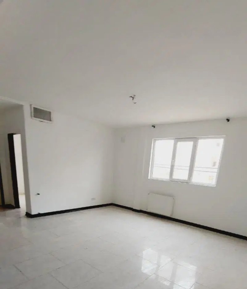 آپارتمان 81 متری دو خوابه در فاز 2 پرند14703040322