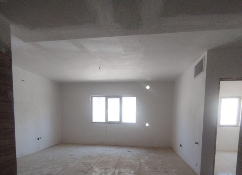 آپارتمان 85 متری دو خوابه در فاز 2 پرند14704840348