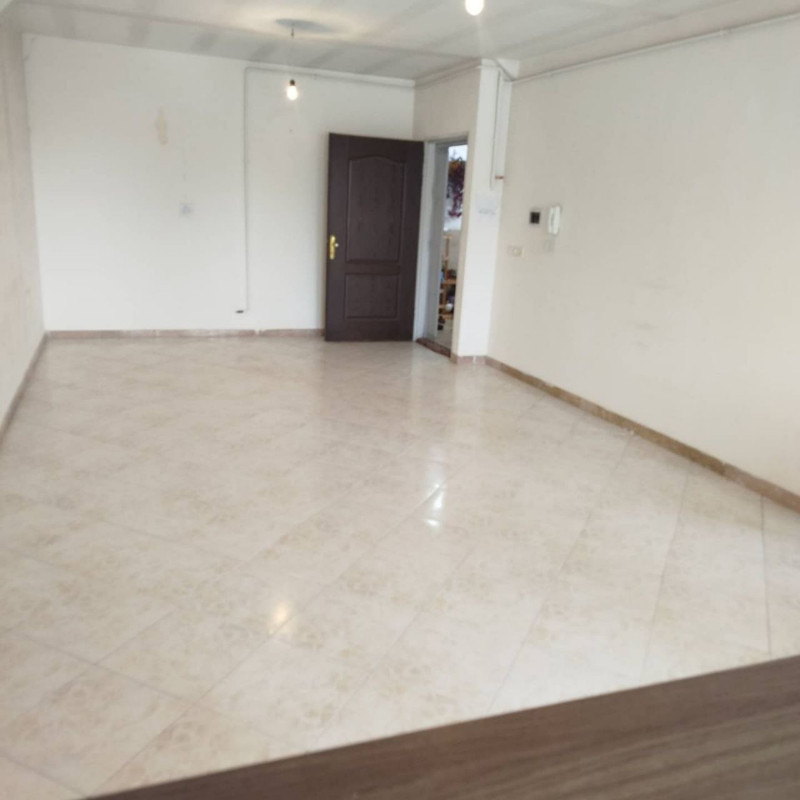 آپارتمان 82 متری دو خوابه در خیابان اراک ملایر1264394036