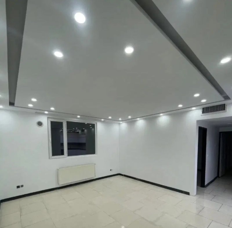 آپارتمان 84 متری دو خوابه در فاز 6 پرند14716440421