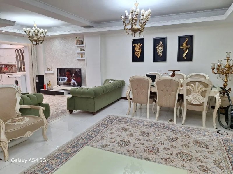 آپارتمان 83 متری دو خوابه در پونک تهران14724240494