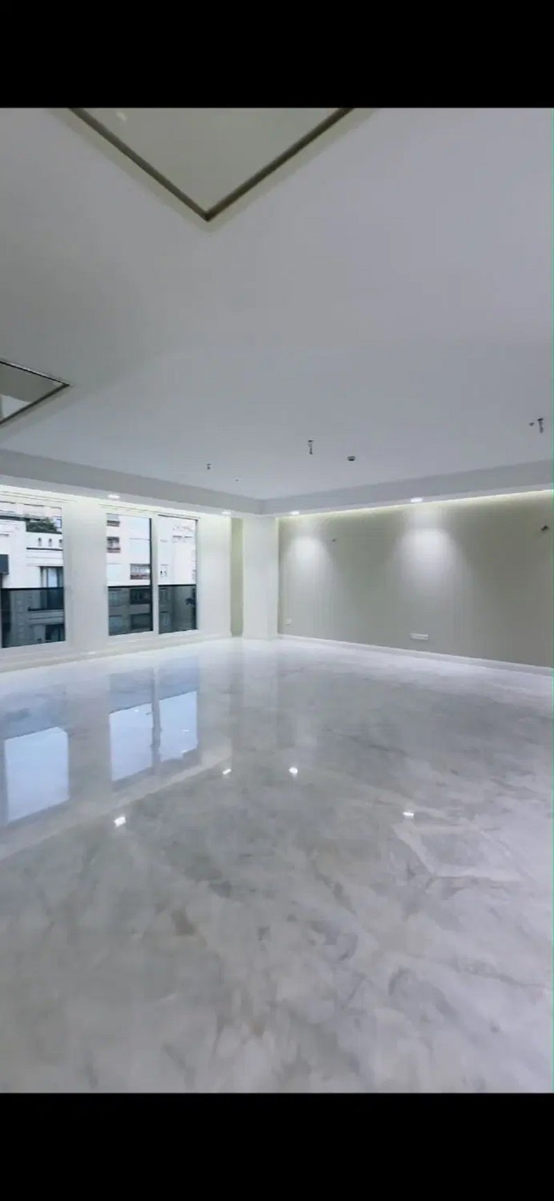 آپارتمان 210 متری سه خوابه در سعادت آباد تهران14731040523