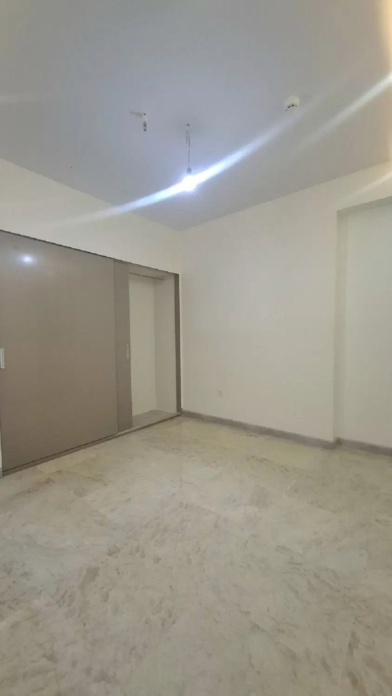 آپارتمان 112 متری دو خوابه در درختی تهران14731440542
