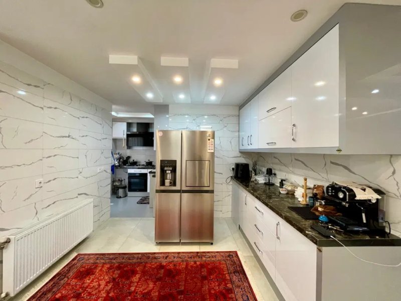 آپارتمان 180 متری سه خوابه در کمربندی شرقی ساری