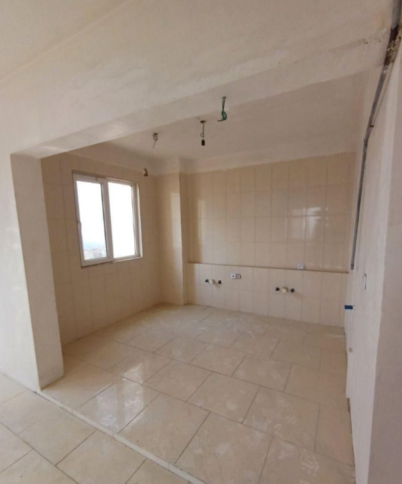 آپارتمان 78 متری دو خوابه در فاز 6 پرند14745540627
