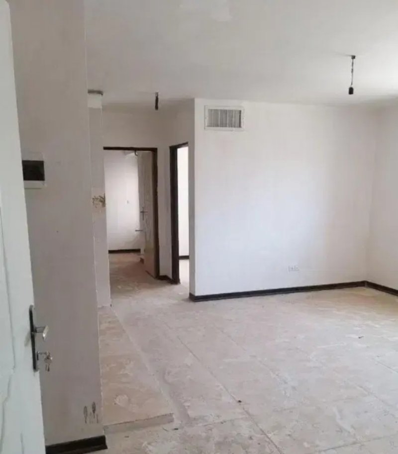 آپارتمان 79 متری دو خوابه در فاز 6 پرند14745840631