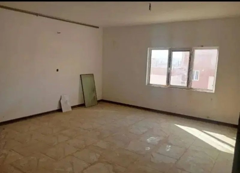 آپارتمان 84 متری دو خوابه در فاز 2 پرند14754440666