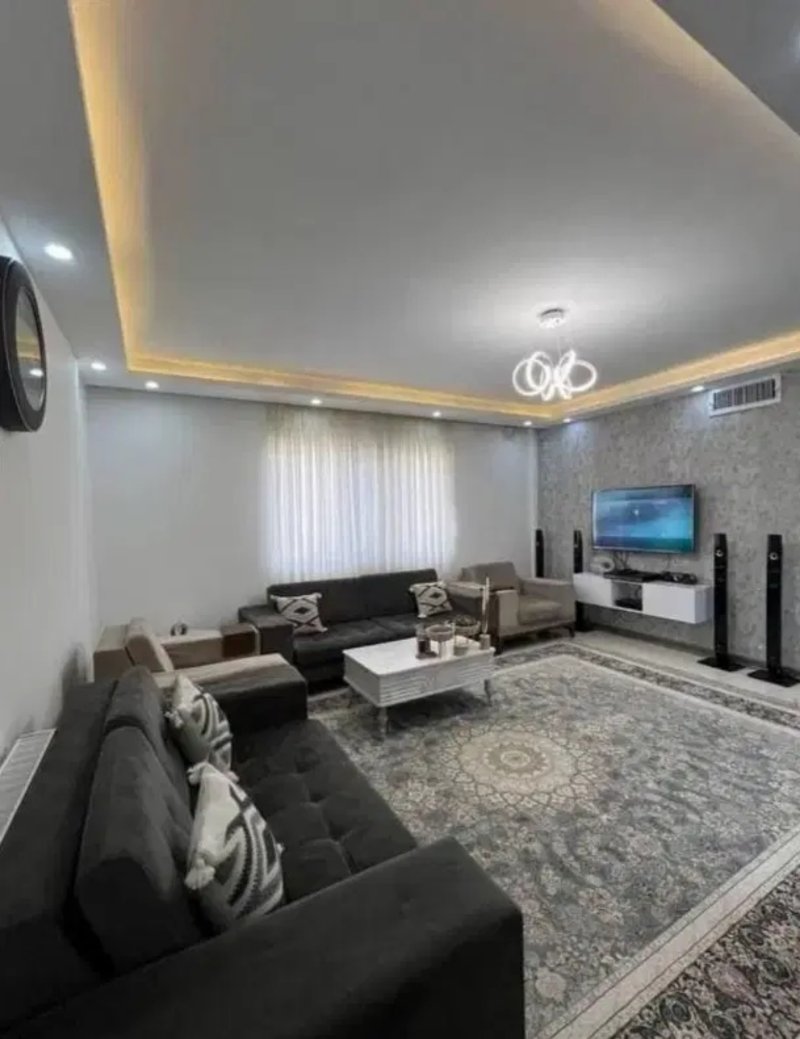 آپارتمان 84 متری دو خوابه در فاز 6 پرند