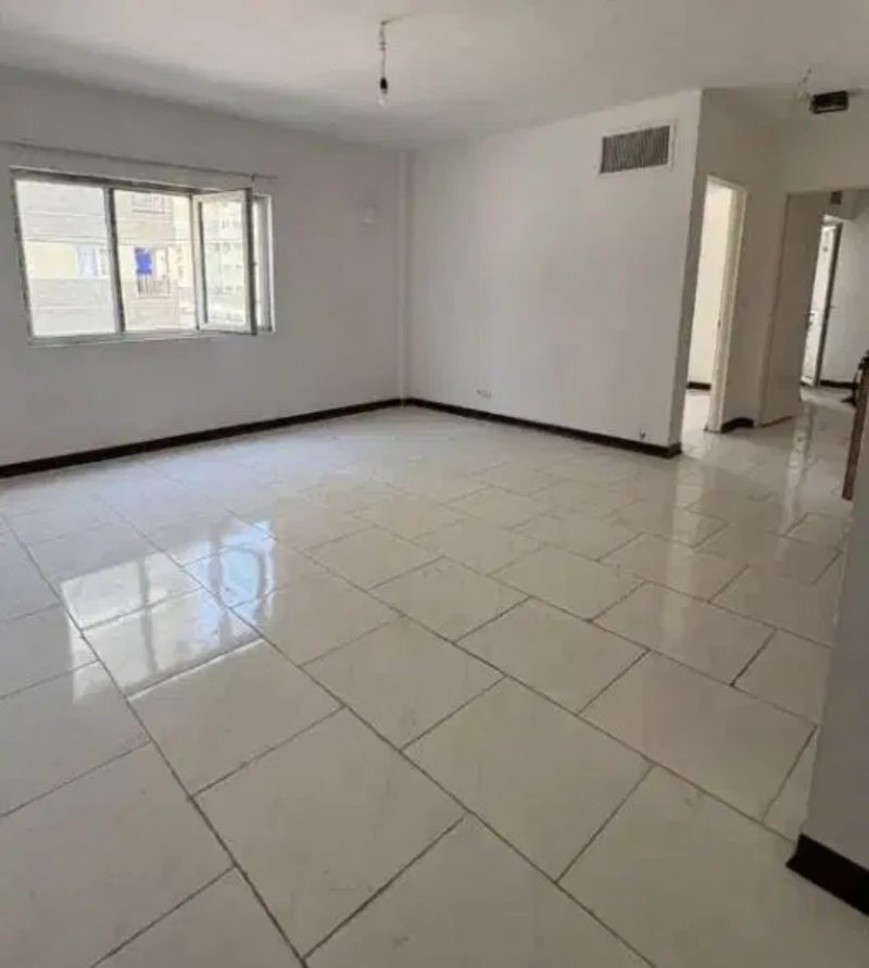 آپارتمان 80 متری دو خوابه در فاز 6 پرند14755740694