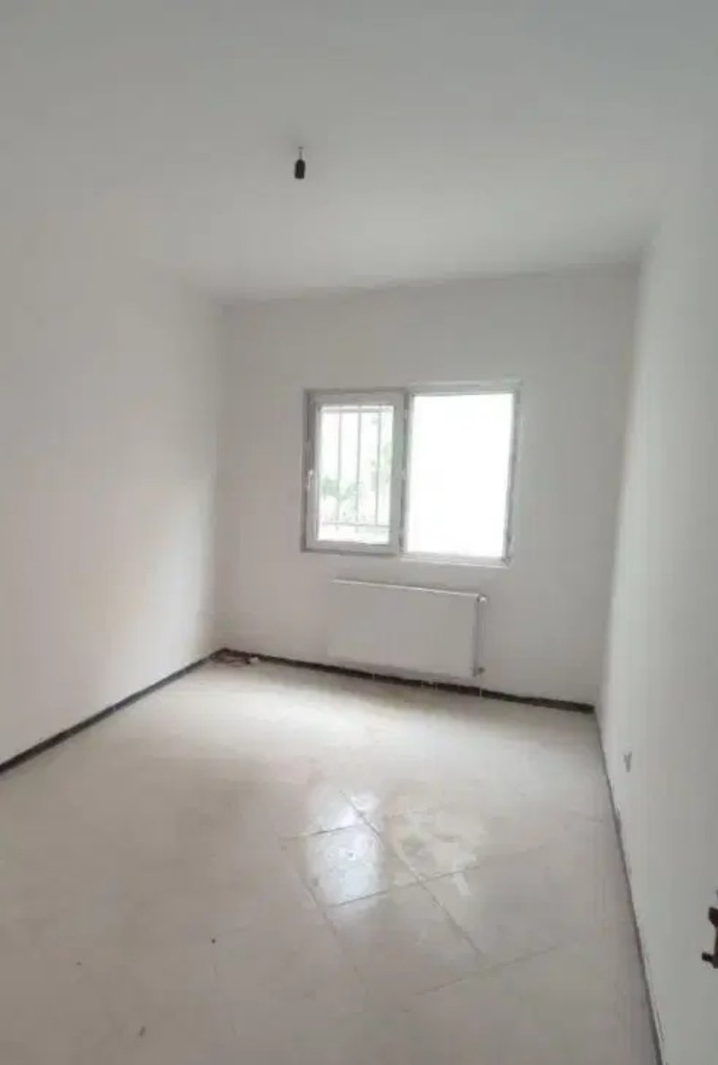 آپارتمان 84 متری دو خوابه در فاز 4 پرند14756040701
