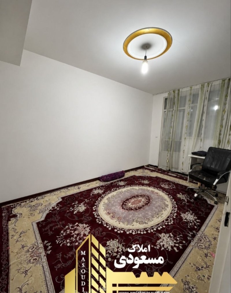 آپارتمان 96 متری دو خوابه در امیریه شهریار14757140719