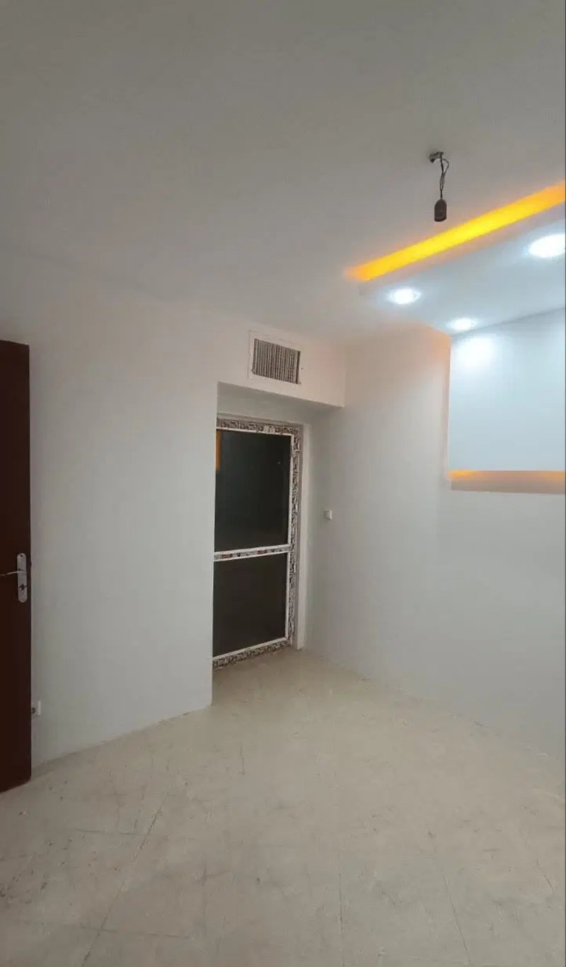 آپارتمان 83 متری دو خوابه در فاز 6 پرند14759740804
