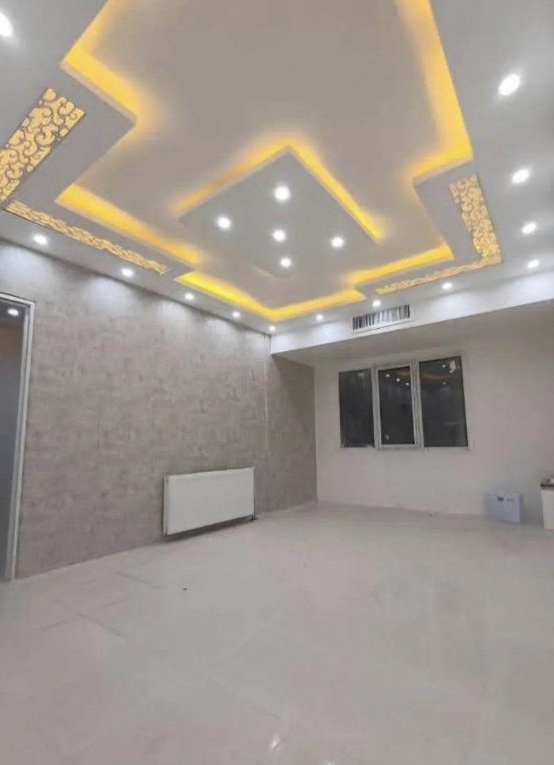 آپارتمان 83 متری دو خوابه در فاز 6 پرند