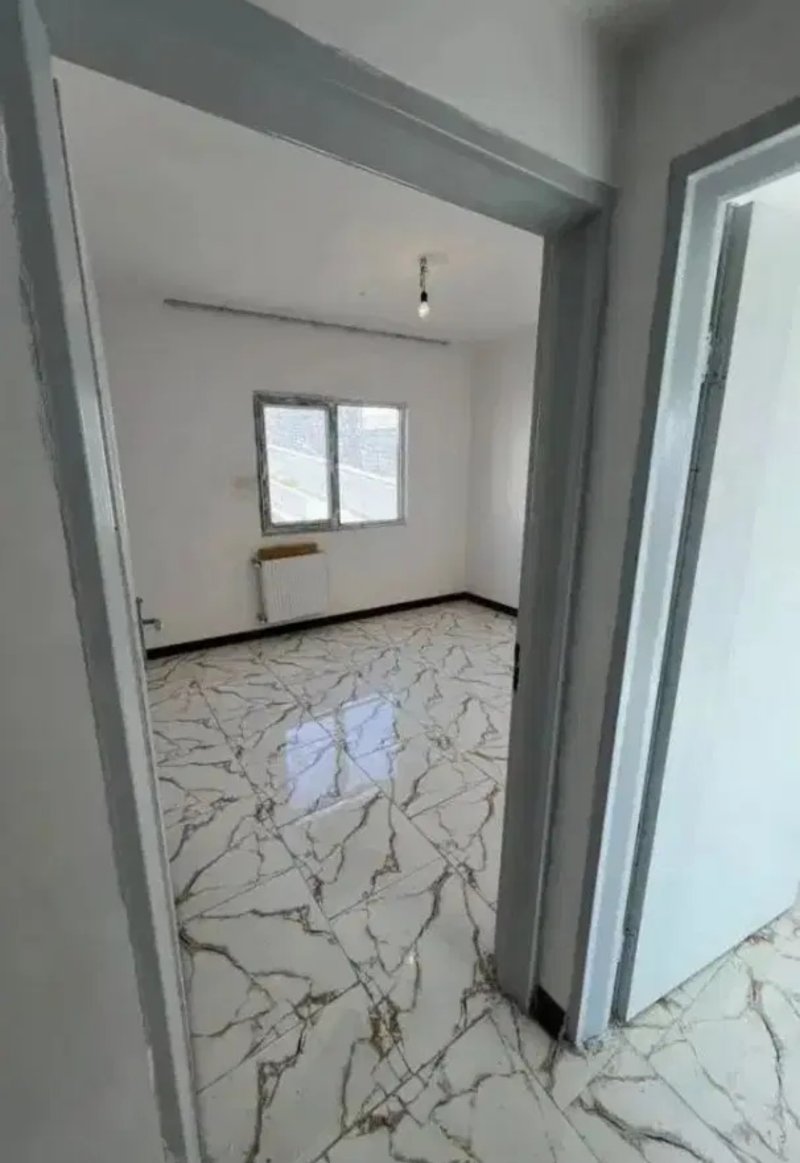 آپارتمان 60 متری یک خوابه در فاز 6 پرند14763140858