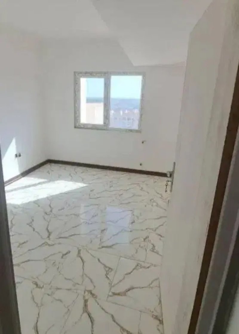 آپارتمان 60 متری یک خوابه در فاز 6 پرند14763140859