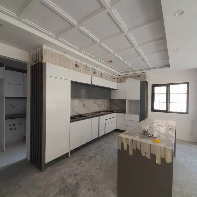 آپارتمان 180 متری سه خوابه در معلم رشت14764140864