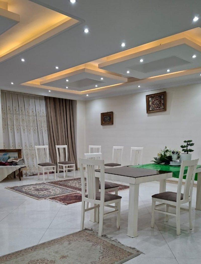 آپارتمان 179 متری سه خوابه در فاز 2 اندیشه14764440867
